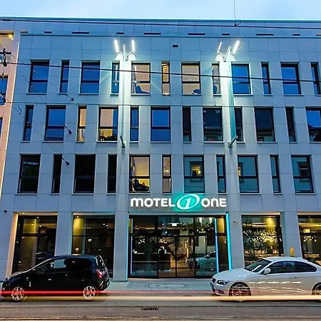 Hotel One Stuttgart-bad Cannstatt 3*