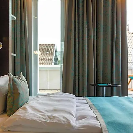 One Stuttgart-bad Cannstatt 3*
