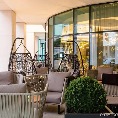 One Stuttgart-bad Cannstatt 3*